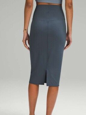 Lululemon Nulu Slim Fit High Rise Skirt Women Size 6 Blue Midi Pull On
